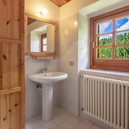 Emet By Interhome Chalet Casone (Sondrio)